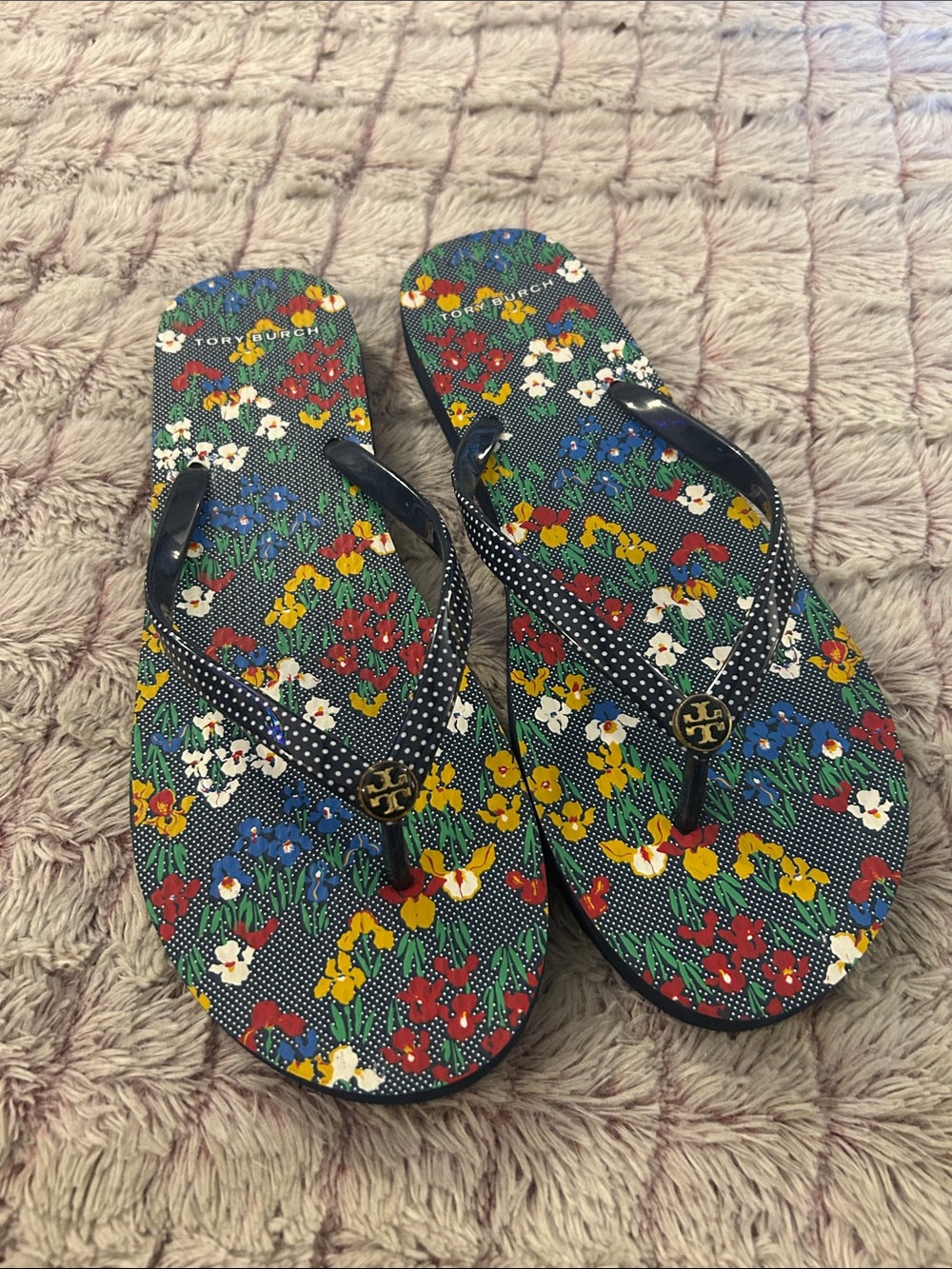 Tory Burch Navy Floral Logo Flip Flop Sandals size 11. New